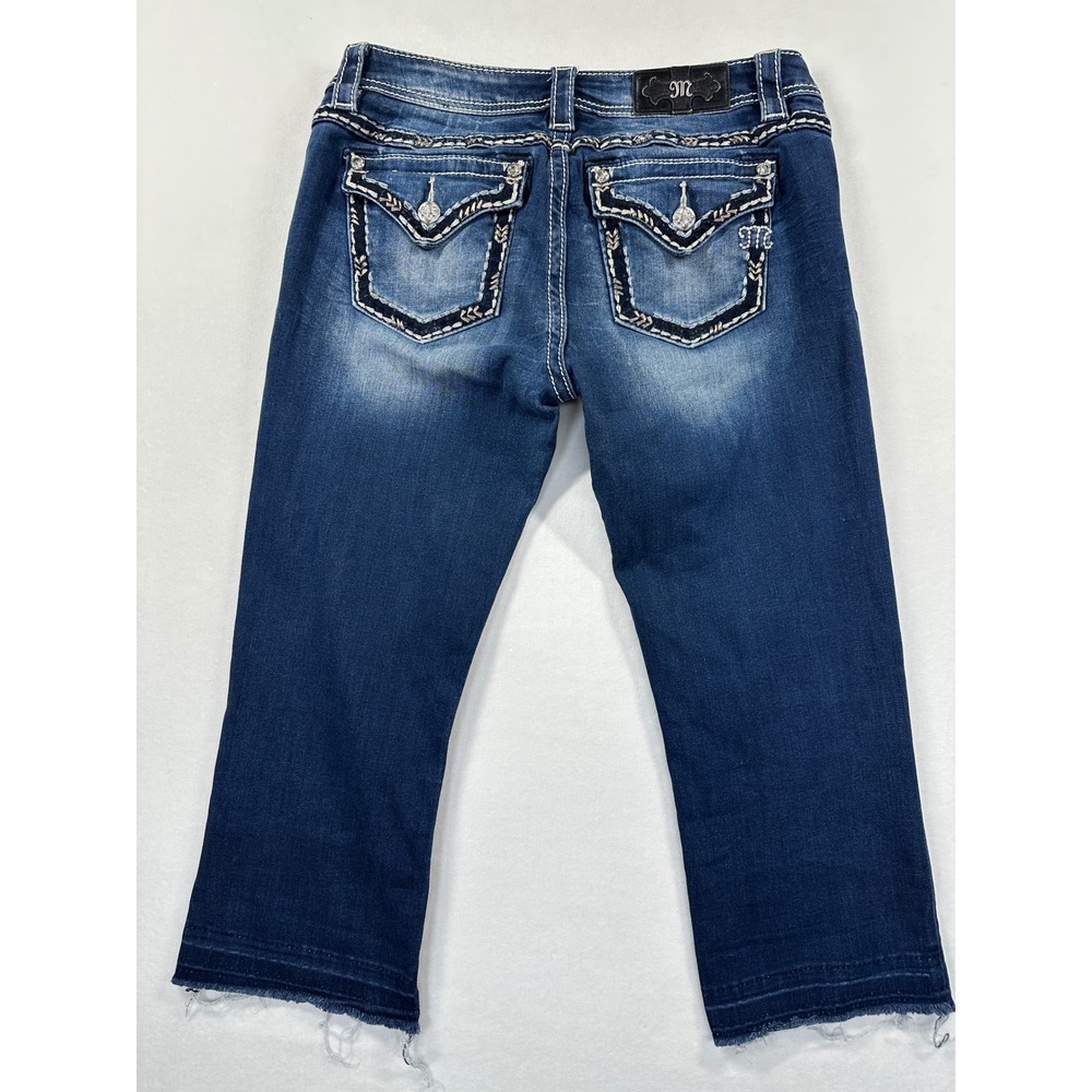 Miss Me Signature Capri 29 Dark Blue Embroidered Embellished Y2K Distressed